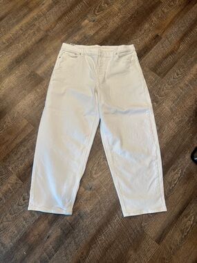 Barrel leg high waist white jeans
